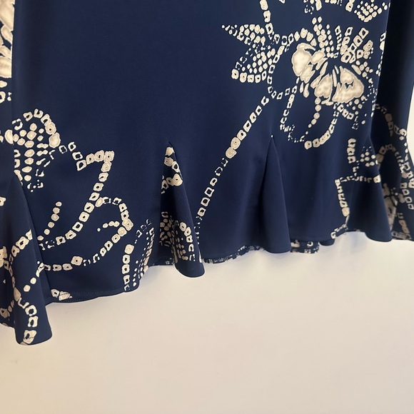 Express Navy Blue Floral Print Flounce Hem Skirt Size L - Picture 3 of 4